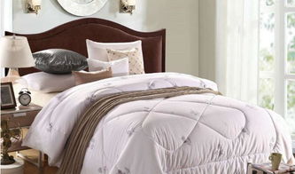 百檢網(wǎng) 用品質(zhì)溫暖治愈起床氣，床上用品與箱包選購全指南